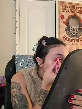 Snapshot of CharmingMaddie chatting on 17, 2, 2026 CharmingMaddie online show from 17, 2, 2026