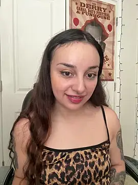 Snapshot of CharmingMaddie chatting on 27, 2, 2026 CharmingMaddie online show from 27, 2, 2026