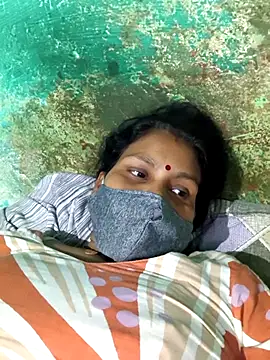 Love-pari077 online show from 3, 10, 2025