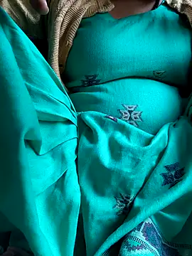 Love-pari077 online show from 18, 12, 2025