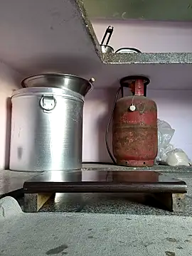 Love-pari077 online show from 19, 4, 2026