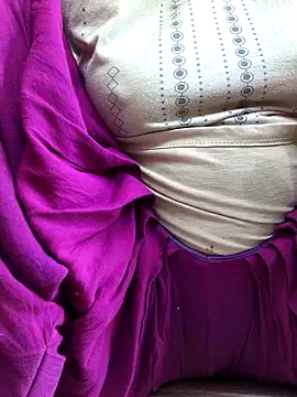 Love-pari077 online show from 21, 4, 2026