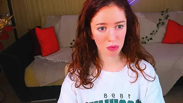 ChristinaConteeree online show from 8, 3, 2026