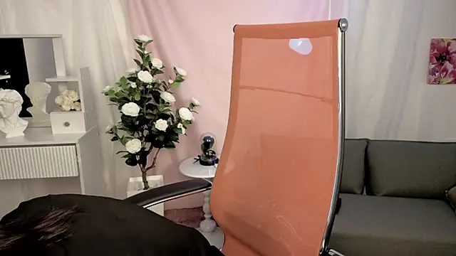 CrystallBloom online show from 20, 4, 2026