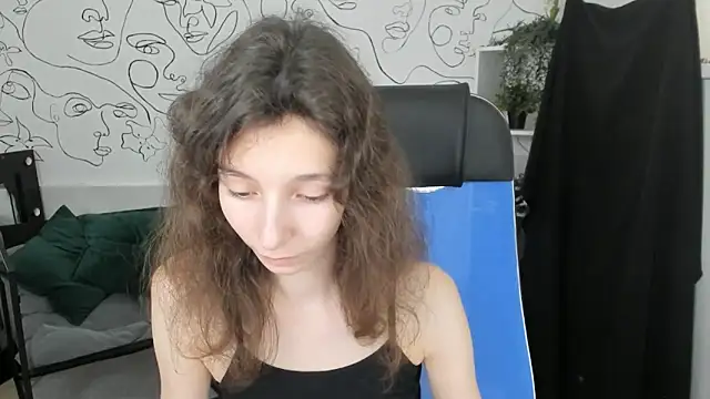 EmmanuellBrown online show from 17, 9, 2025