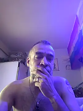 GabyCollado5 online show from 14, 10, 2025