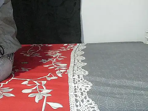 angelainparis28 online show from 5, 11, 2025