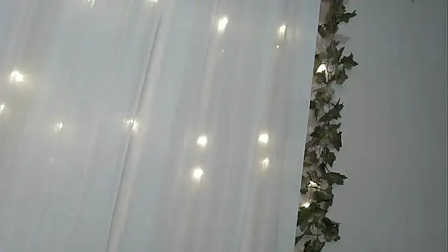 angelainparis28 online show from 8, 11, 2025