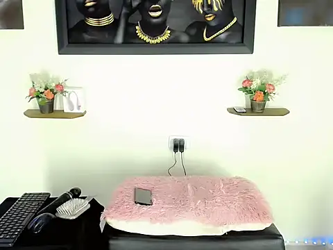 Snapshot of Sasha_- chatting on 14, 12, 2025 Sasha - online show from 14, 12, 2025