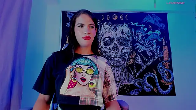 Snapshot of Mafer_Osorio chatting on 10, 11, 2025 Mafer Osorio online show from 10, 11, 2025