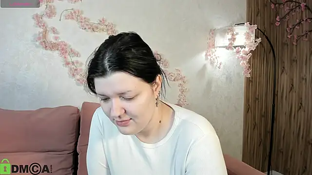 Michele Greenn online show from 15, 9, 2025