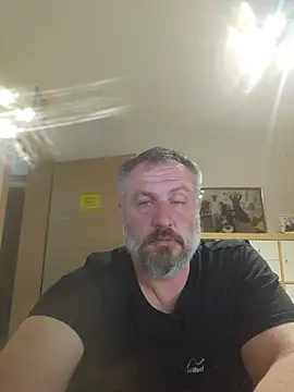 Snapshot of Flotschy85 chatting on 2, 6, 2026 Flotschy85 online show from 2, 6, 2026