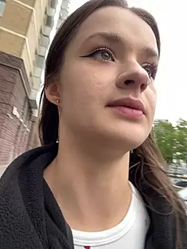 Snapshot of KittyQueeny chatting on 13, 9, 2025 KittyQueeny online show from 13, 9, 2025