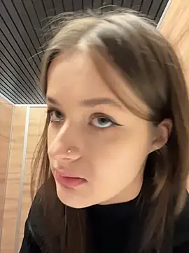 Snapshot of KittyQueeny chatting on 29, 9, 2025 KittyQueeny online show from 29, 9, 2025