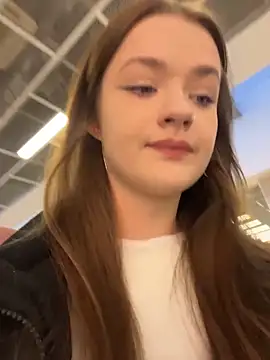 Snapshot of KittyQueeny chatting on 14, 10, 2025 KittyQueeny online show from 14, 10, 2025