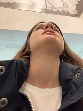 Snapshot of KittyQueeny chatting on 23, 11, 2025 KittyQueeny online show from 23, 11, 2025