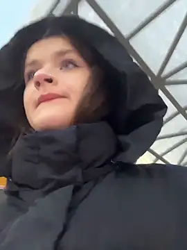 Snapshot of KittyQueeny chatting on 28, 11, 2025 KittyQueeny online show from 28, 11, 2025