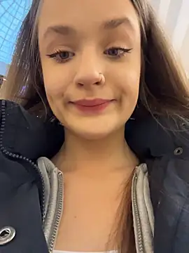 Snapshot of KittyQueeny chatting on 3, 12, 2025 KittyQueeny online show from 3, 12, 2025