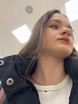 KittyQueeny online show from 15, 1, 2026