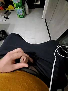 giova17cm online show from 19, 11, 2025