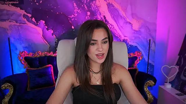 Snapshot of EricaSin chatting on 13, 11, 2025 EricaSin online show from 13, 11, 2025