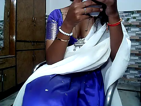 HOT AARVI11 online show from 27, 9, 2025