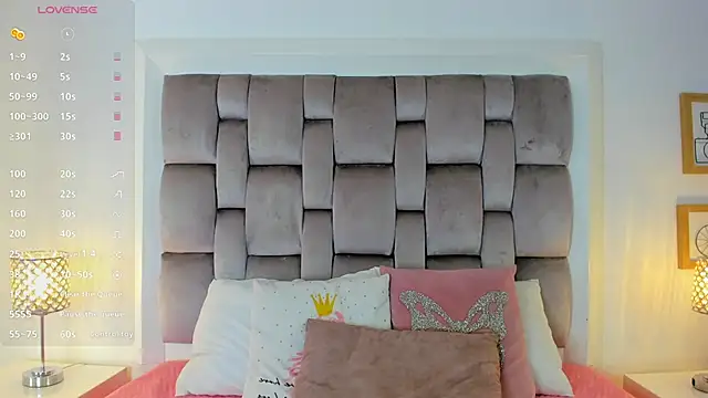 HarleyQueen666 online show from 7, 11, 2025