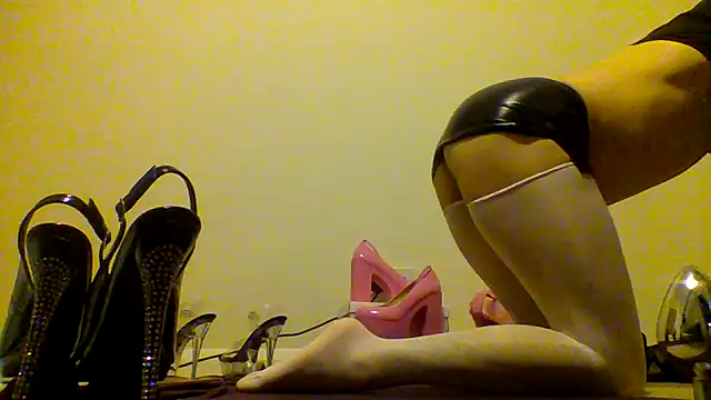 unforgettable dirty slut online show from 17, 11, 2025