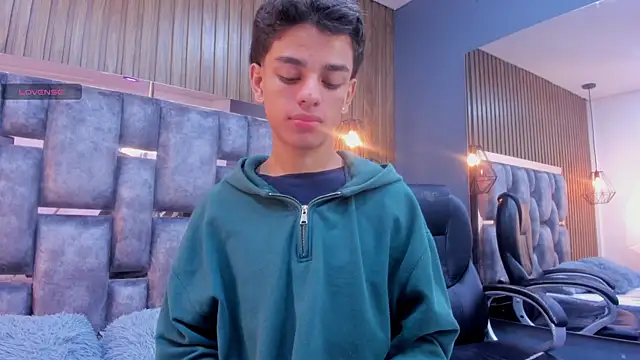 owen  johnson online show from 13, 4, 2026