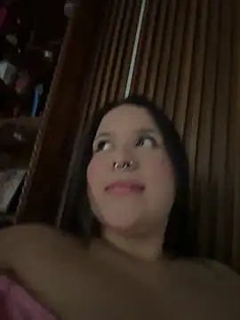 SamanthaDiamonds  online show from 5, 10, 2025