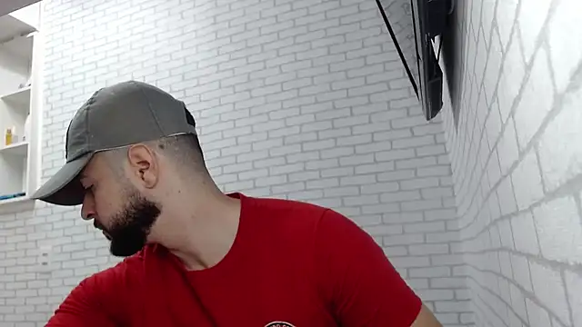 BombeiroHotx online show from 3, 12, 2025