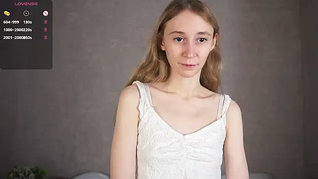 Snapshot of BeatrixHiett chatting on 17, 9, 2025 BeatrixHiett online show from 17, 9, 2025