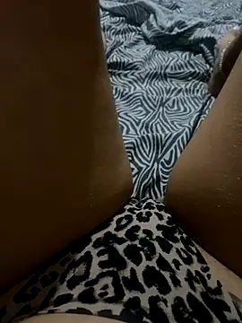 Darkfemminineenergy22 online show from 11, 9, 2025