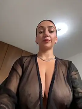 Snapshot of Ninabigtitied chatting on 4, 5, 2026 Ninabigtitied online show from 4, 5, 2026