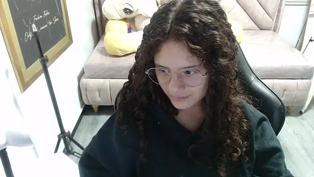 Velvet Moon V online show from 22, 11, 2025