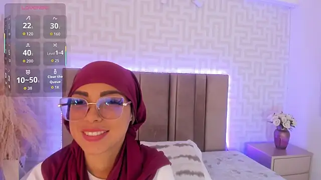 Snapshot of naishaa_ chatting on 9, 7, 2026 naishaa online show from 9, 7, 2026