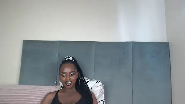 Snapshot of Jah-Queen chatting on 8, 4, 2026 Jah-Queen online show from 8, 4, 2026