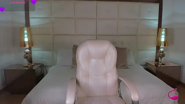 Emmy jacksson online show from 30, 11, 2025