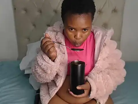 Lolly Ramochele online show from 13, 4, 2026