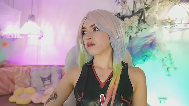 JadeSummerr online show from 1, 11, 2025