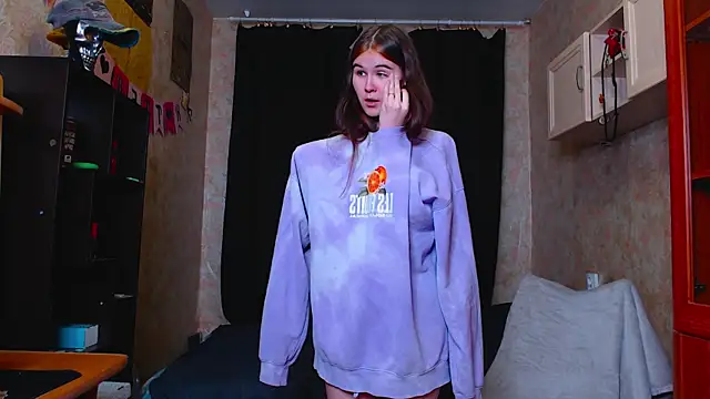 Snapshot of litle_owl chatting on 23, 9, 2025 litle owl online show from 23, 9, 2025