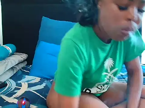 CreamySexyPussy online show from 7, 10, 2025