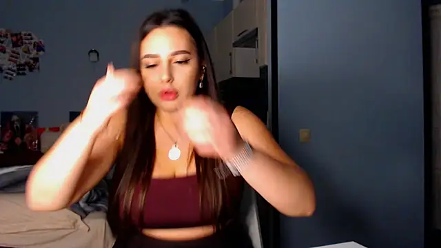 NikiWhite online show from 24, 9, 2025