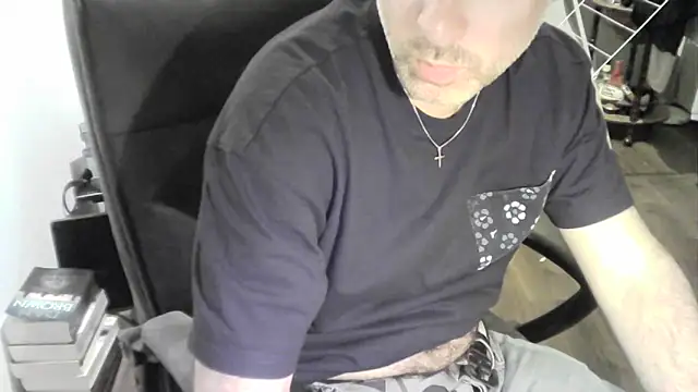 Snapshot of Chrisprngr chatting on 26, 5, 2026 Chrisprngr online show from 26, 5, 2026