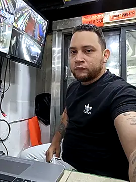 Snapshot of Catire10_ chatting on 22, 11, 2025 Catire10 online show from 22, 11, 2025