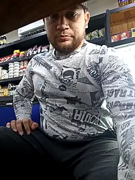 Snapshot of Catire10_ chatting on 28, 11, 2025 Catire10 online show from 28, 11, 2025