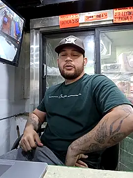 Snapshot of Catire10_ chatting on 4, 12, 2025 Catire10 online show from 4, 12, 2025