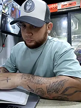 Snapshot of Catire10_ chatting on 5, 12, 2025 Catire10 online show from 5, 12, 2025