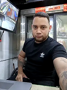 Snapshot of Catire10_ chatting on 13, 12, 2025 Catire10 online show from 13, 12, 2025