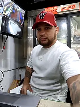 Snapshot of Catire10_ chatting on 20, 12, 2025 Catire10 online show from 20, 12, 2025